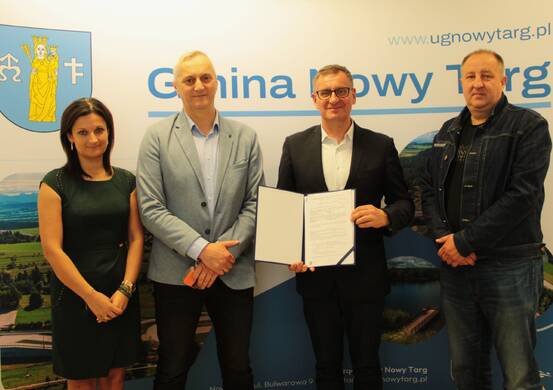 Podpisano umowę na remont drogi gminnej w Morawczynie